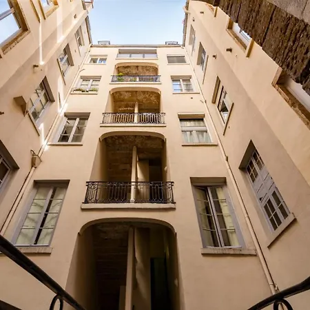 Le Royale Haussman Junior - Louis Pradel